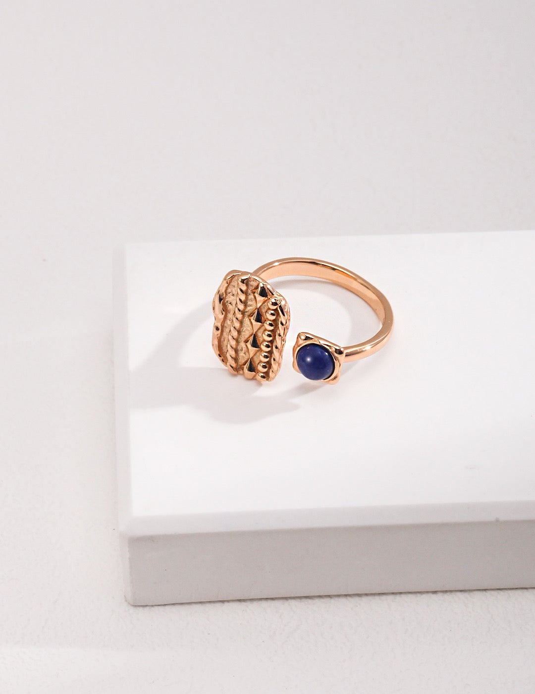 Royal Elegance Open Ring