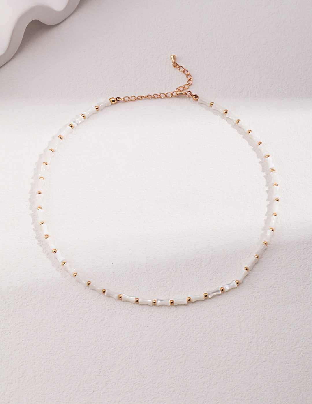 Natural Silver Shell Choker