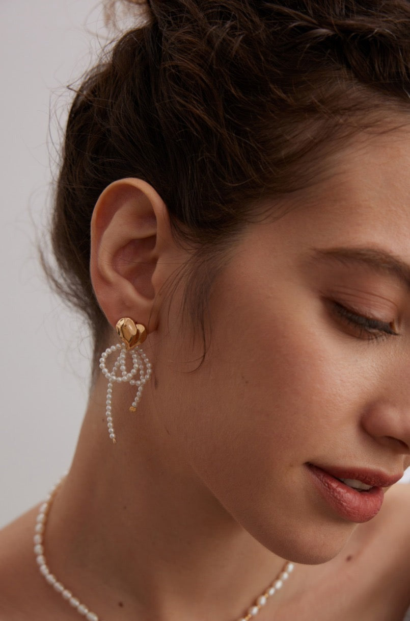 The Tied Heart Pearl Earrings